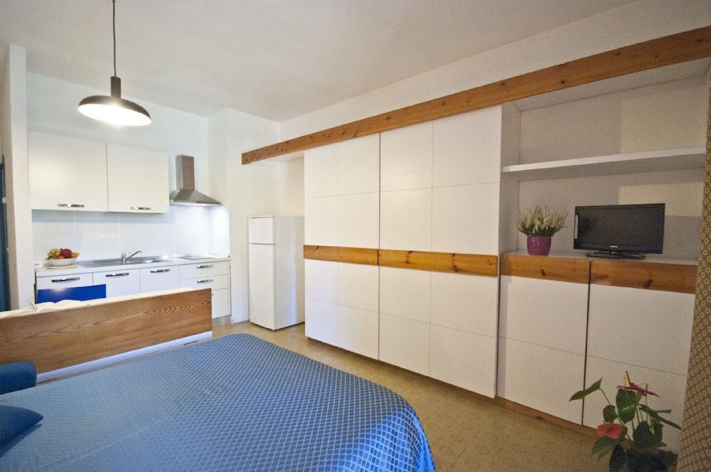 Residence Golfo Della Lacona 23/62