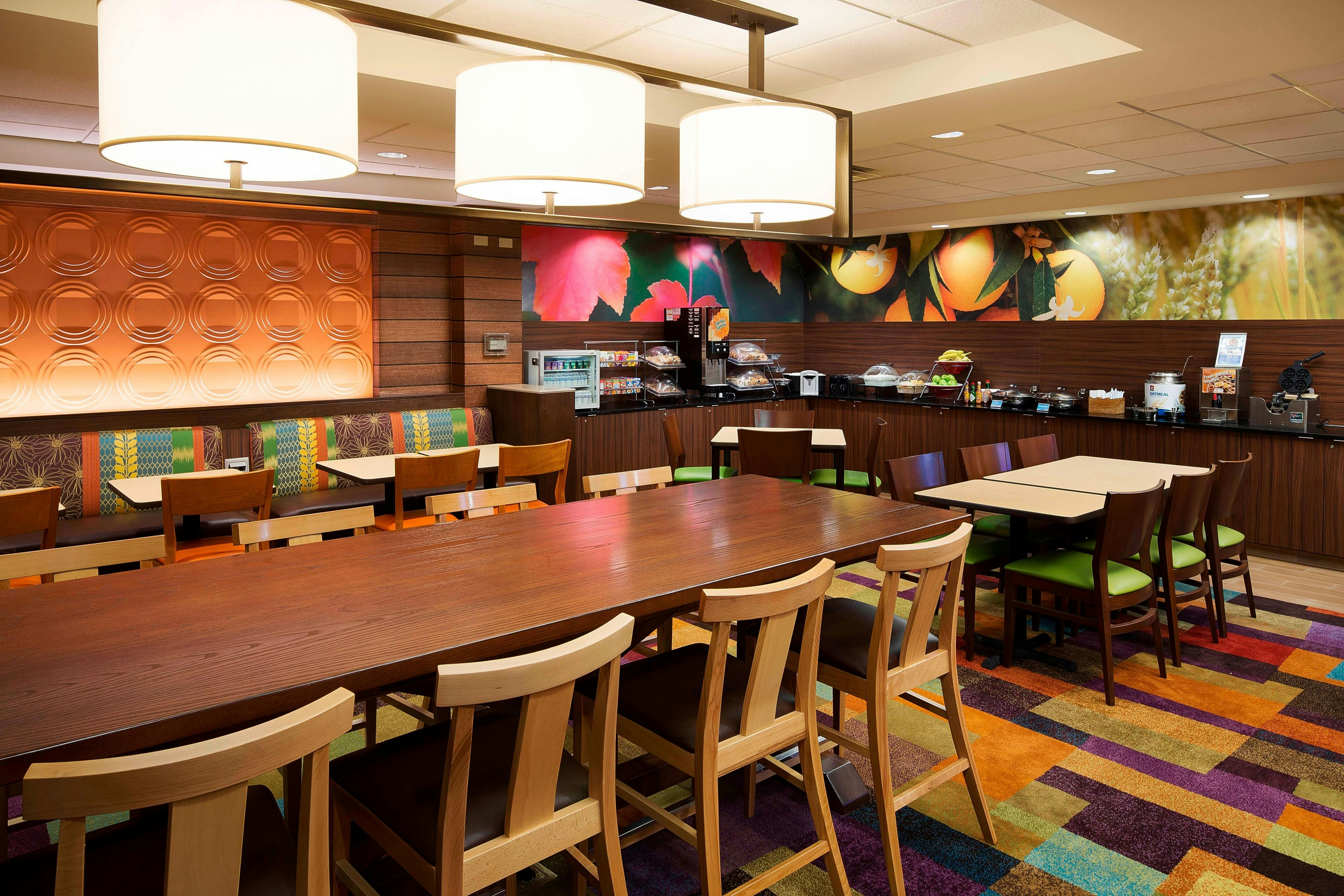 Fairfield Inn Suites Chicago Midway Airport 8/9