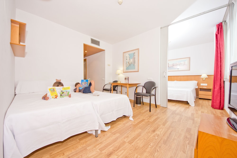 Aparthotel Atenea Valles 8/62