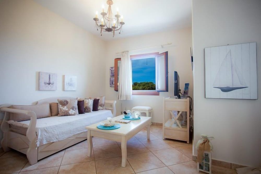 Alyko Villas 25/47