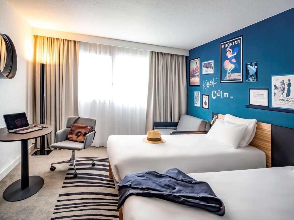 NOVOTEL BEAUNE 31/73