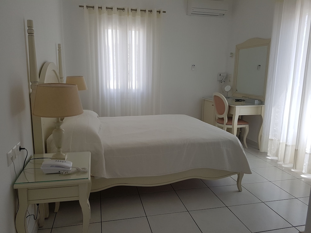 Hotel Alkyon 22/63