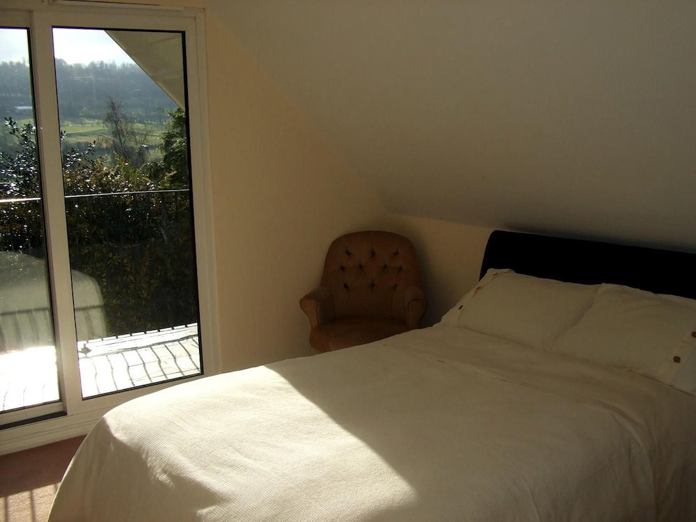 Tibbiwell Lodge - B&B 6/16