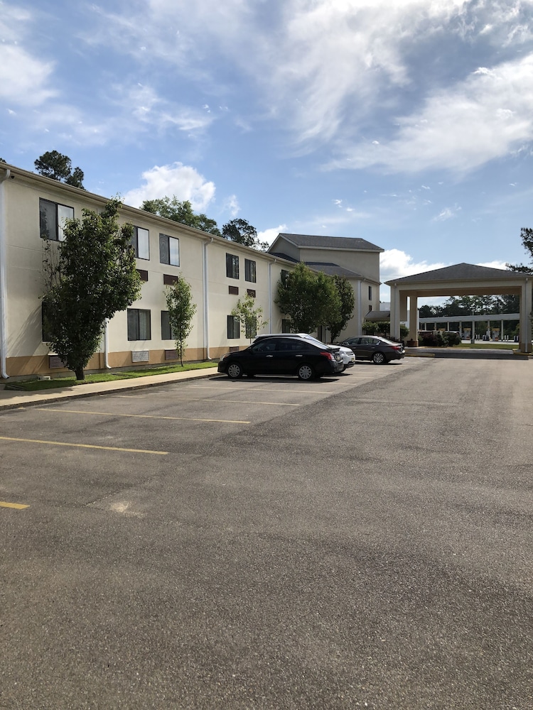 Best Western Ellisville Inn 3/43
