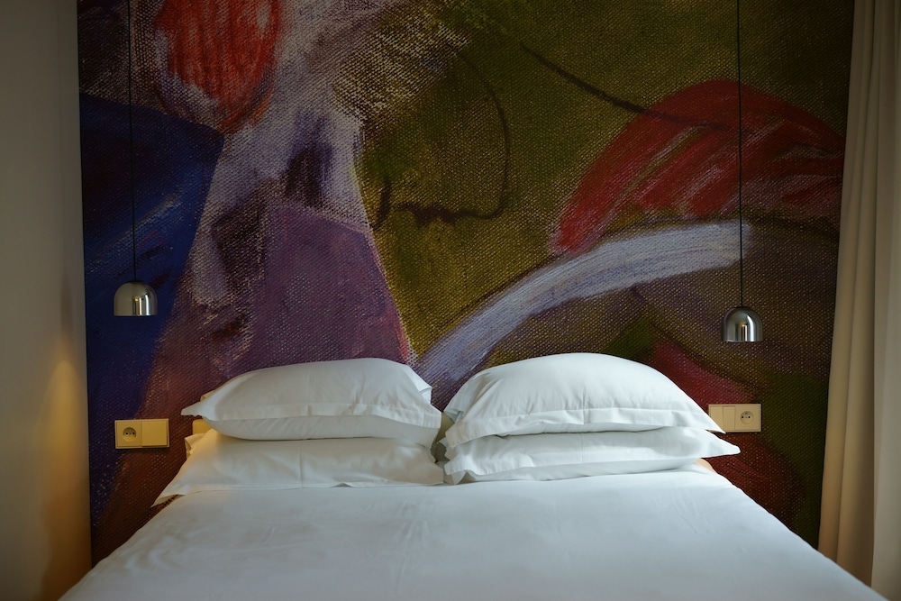 Max Hotel 24/59