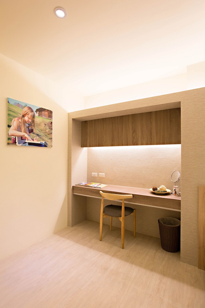 Traveller-Inn Zhongzheng Library 22/60