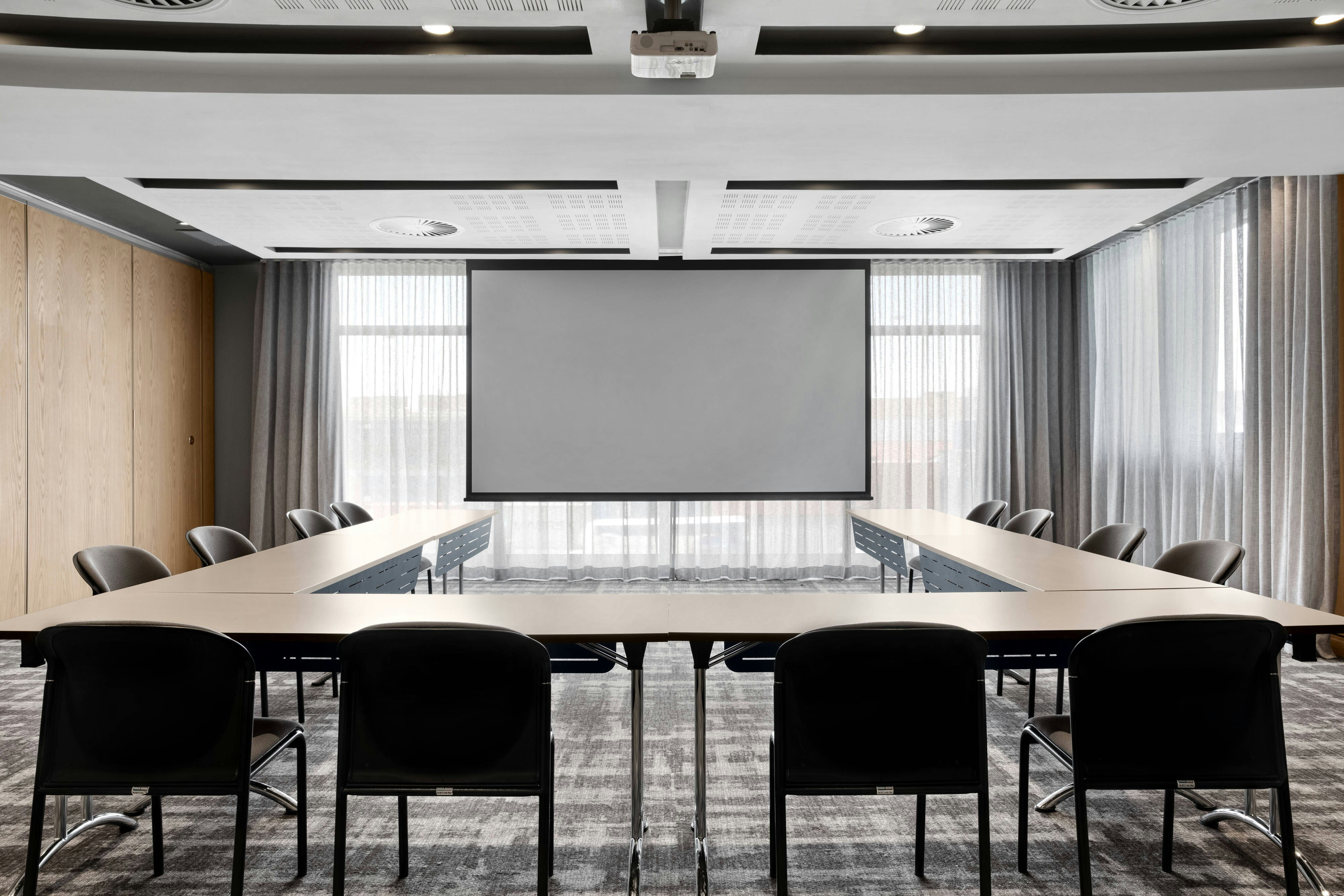 AC Hotel by Marriott Cape Town Waterfront 46/55