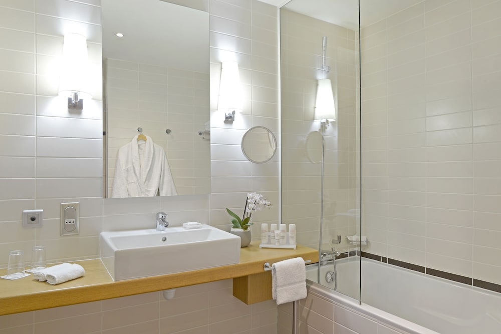 Radisson Blu Hotel Toulouse Airport Formerly Radisson Sas 25/74