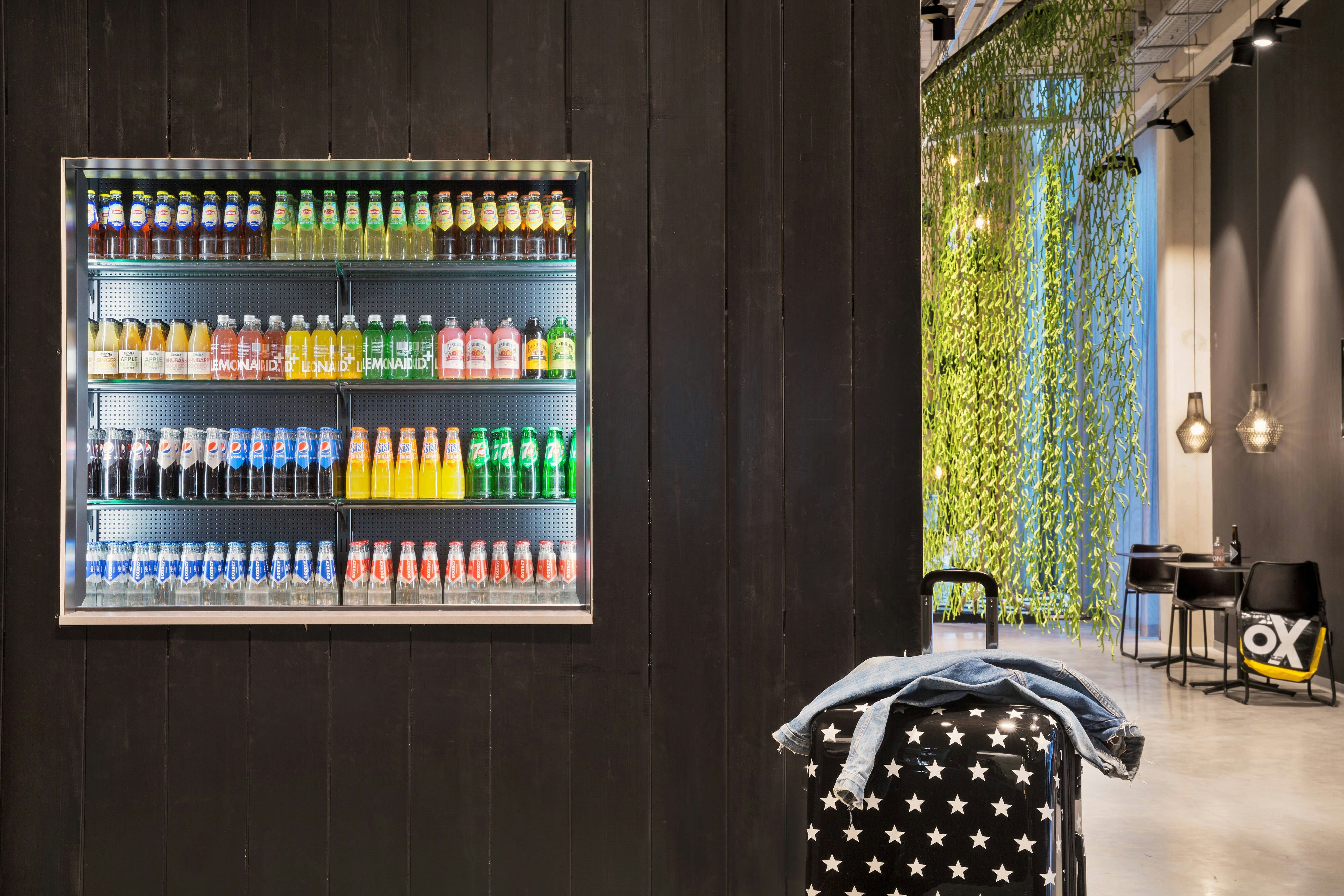 Moxy Amsterdam Houthavens 2/58