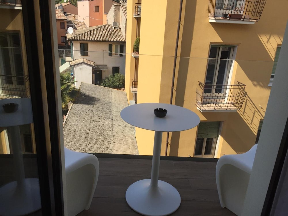 Hotel Miro 28/36