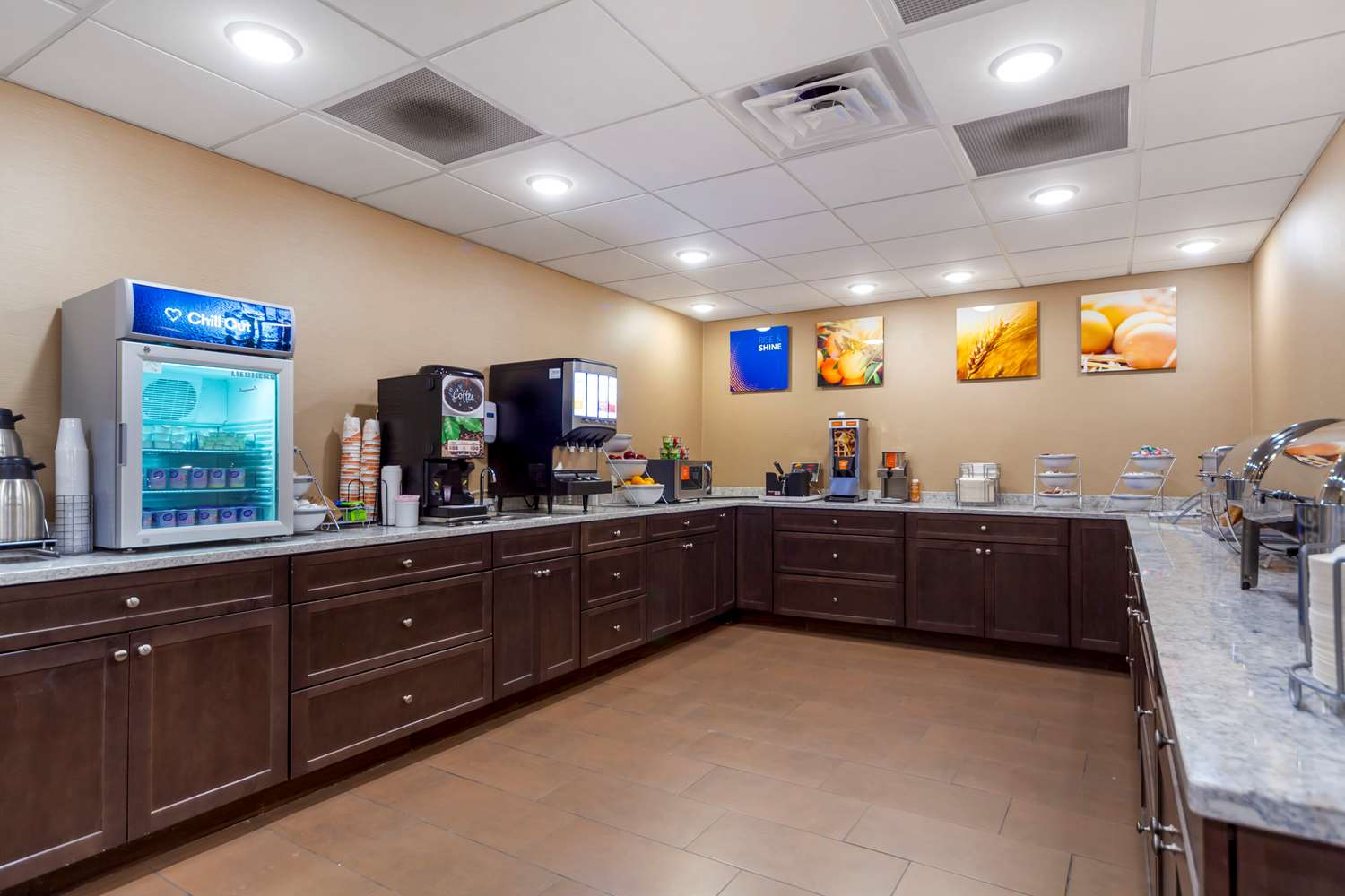 Comfort Suites La Vista - Omaha 37/44