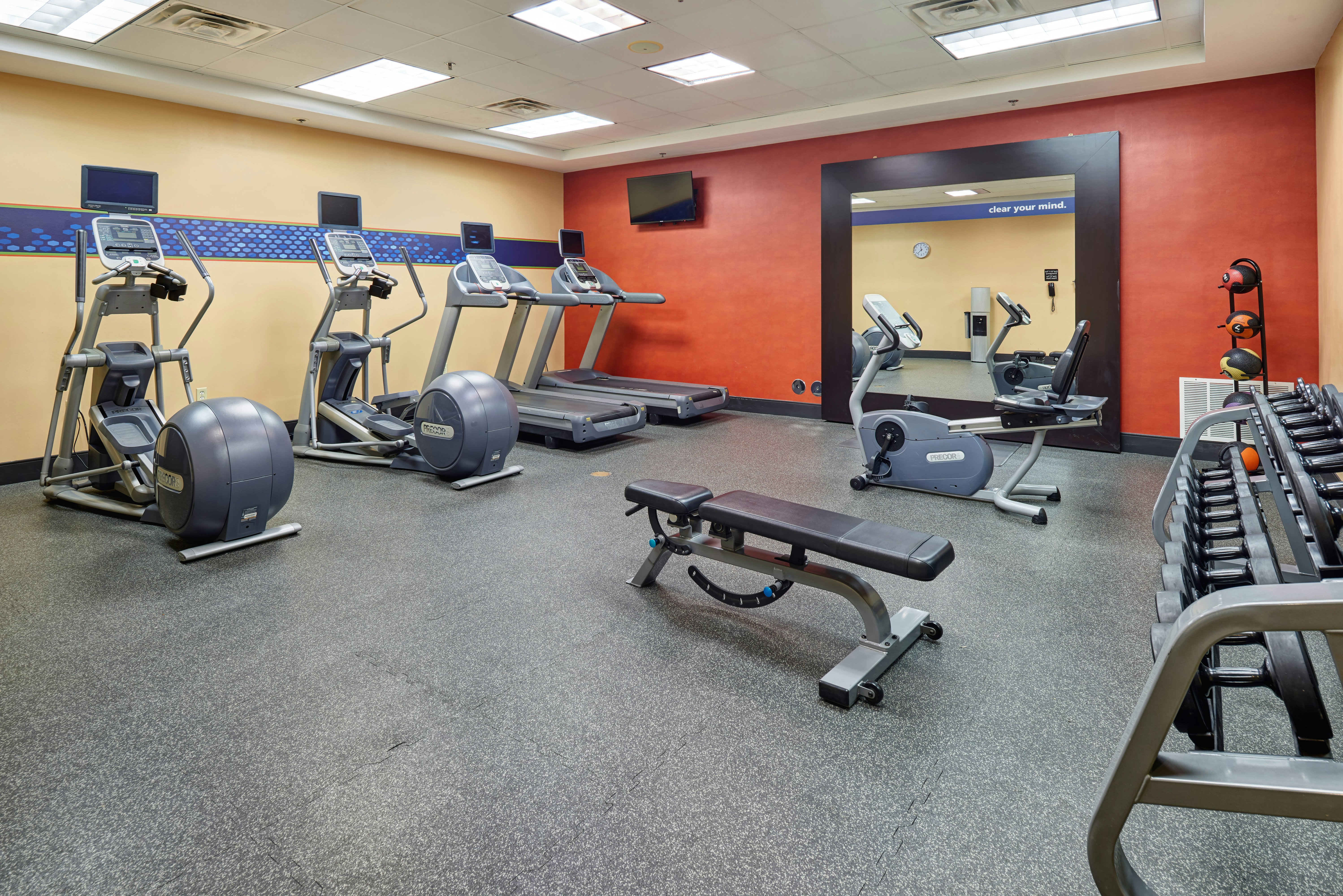 Hampton Inn Suites Waco South 21/39