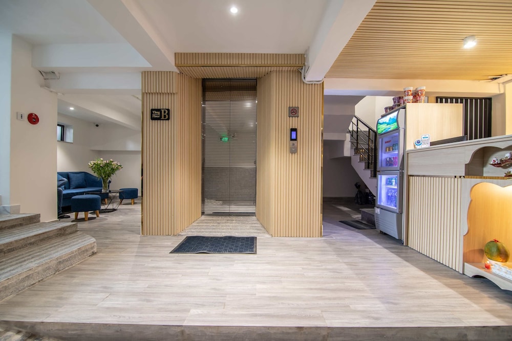 Bin Bin Hotel 12 - Near SaLa Residence 34/50