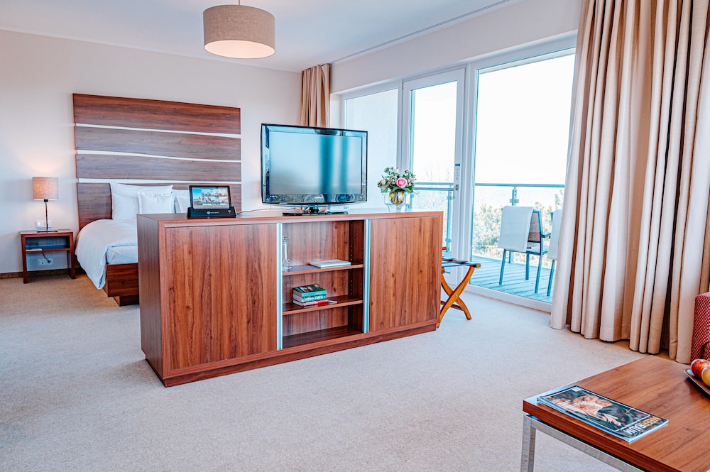 Superior, King Bed, THE GRAND Ahrenshoop 4/7
