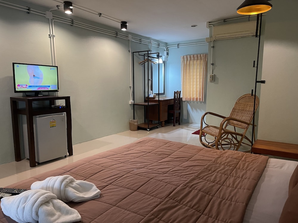 Ruen Kaew Resort 28/38