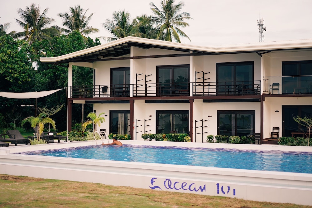Ocean 101 Beach Resort 2/50