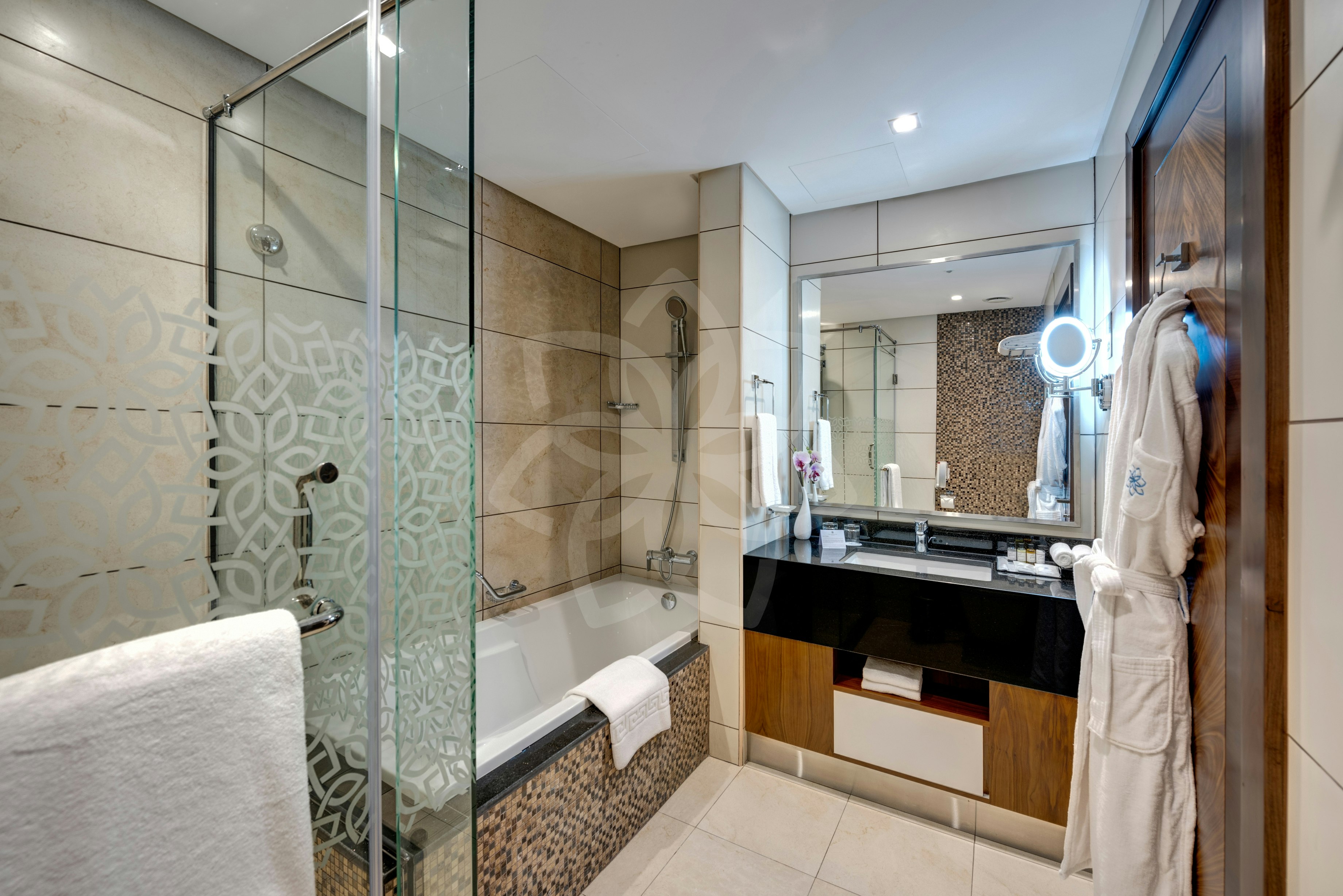 Royal Continental Suites 24/26