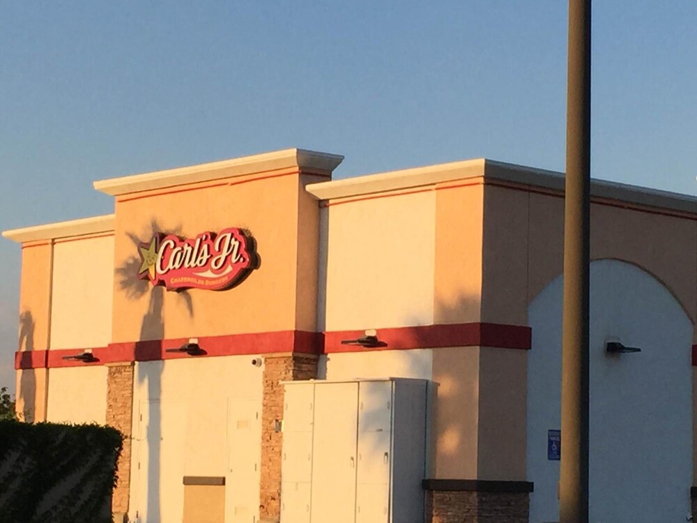 California Inn & Suites 7/31