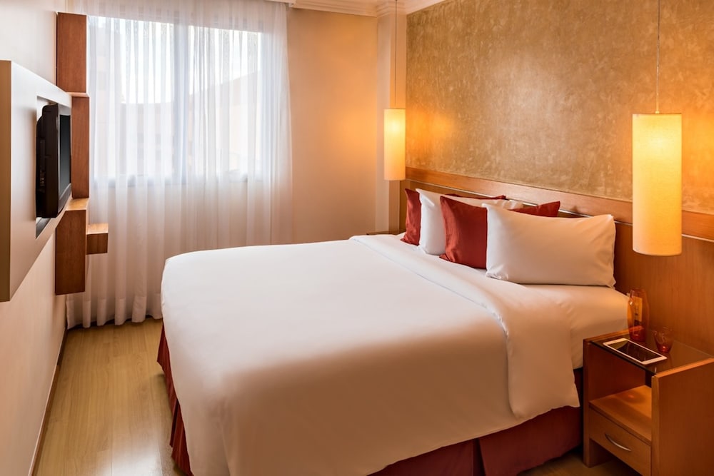 Mercure Belo Horizonte Vila Da Serra Hotel 25/70