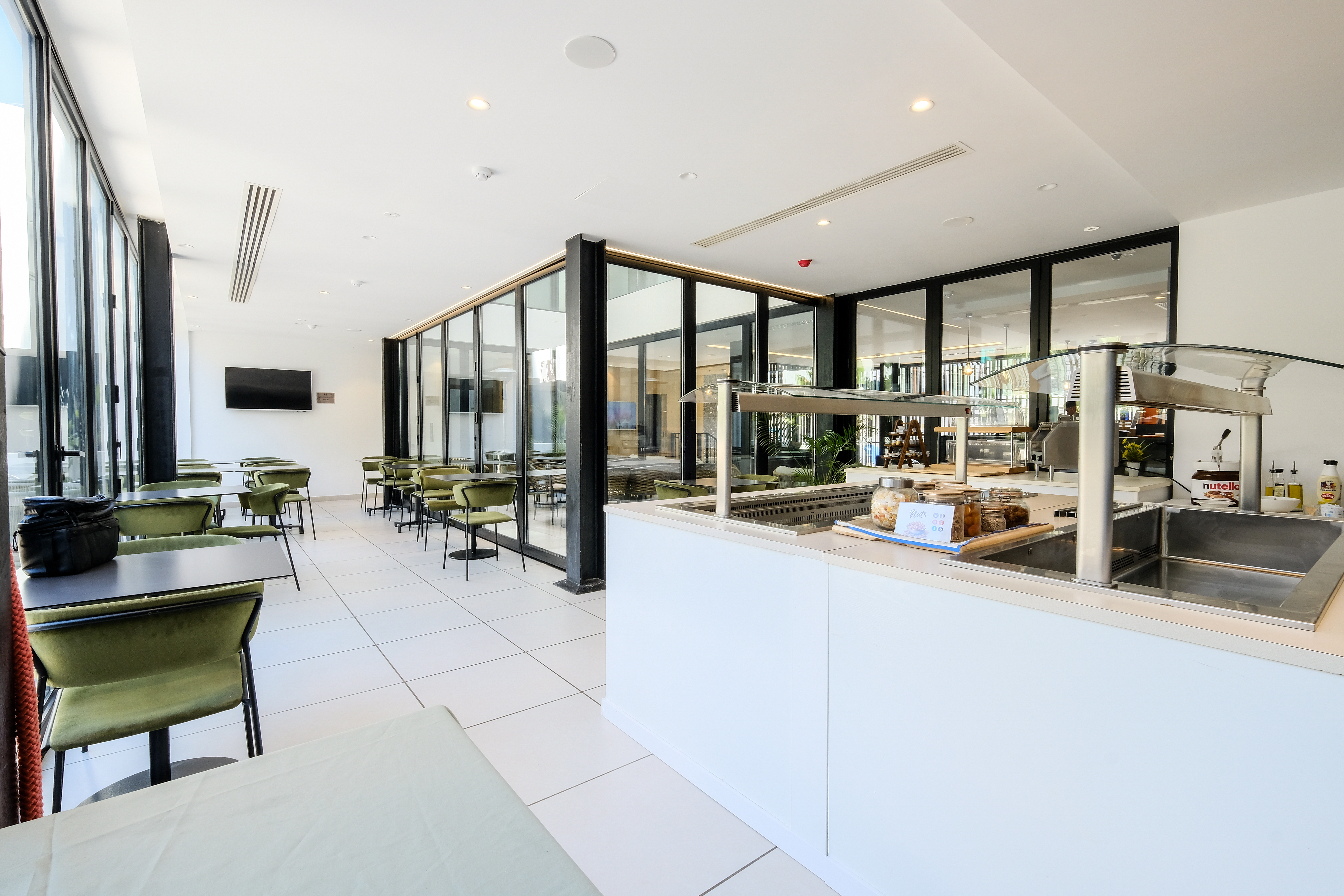 AzuLine Hotel M 3/42