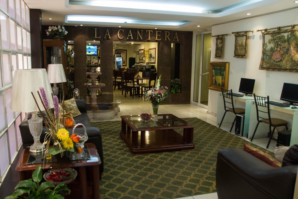 Hotel Rincón Real Suites 30/48