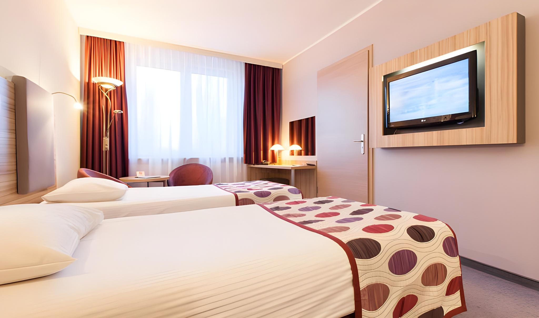 Room at Galaxy Hotel Krakow, KRAKOW