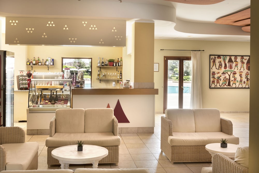 Blu Hotel Morisco Village 60/80