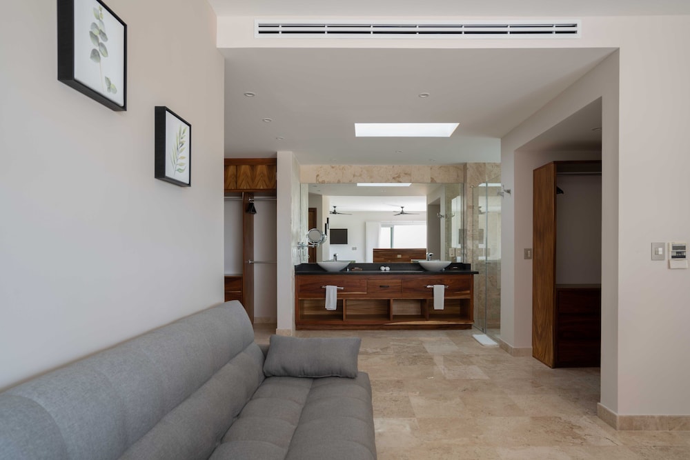 Valhalla Residence by Biwa 9/50