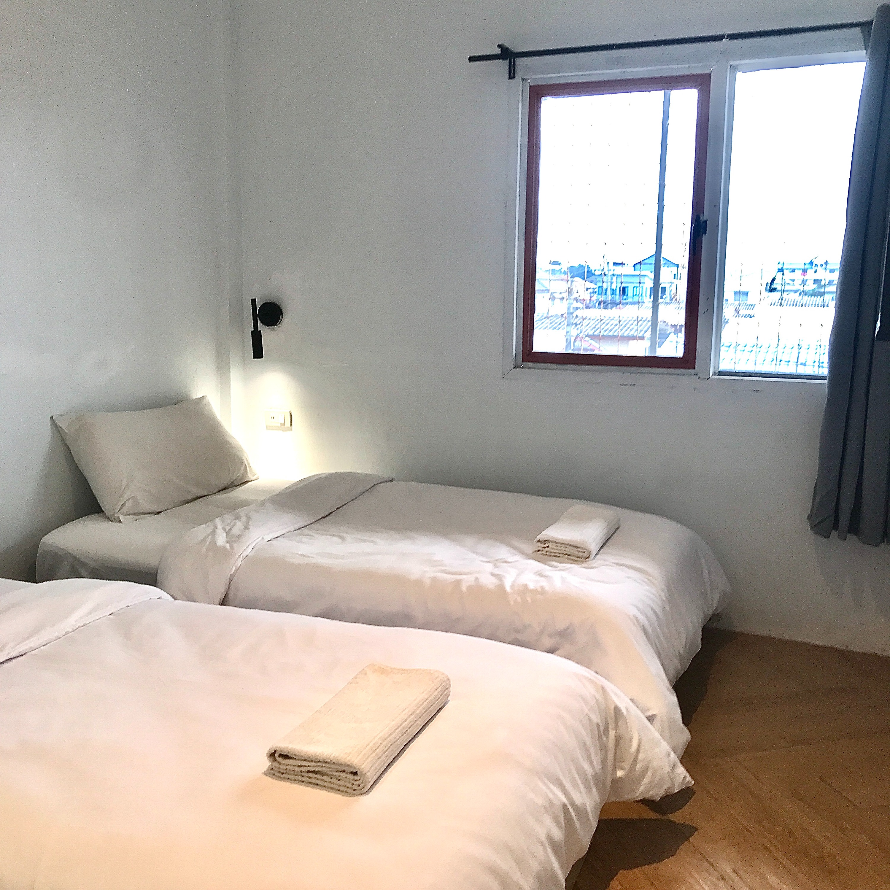 Standard Twin Bed Type B
