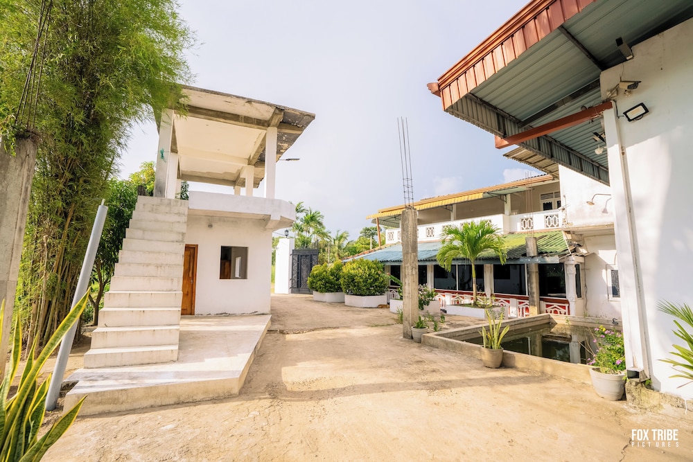 River Side Hotel Katunayake 11/42