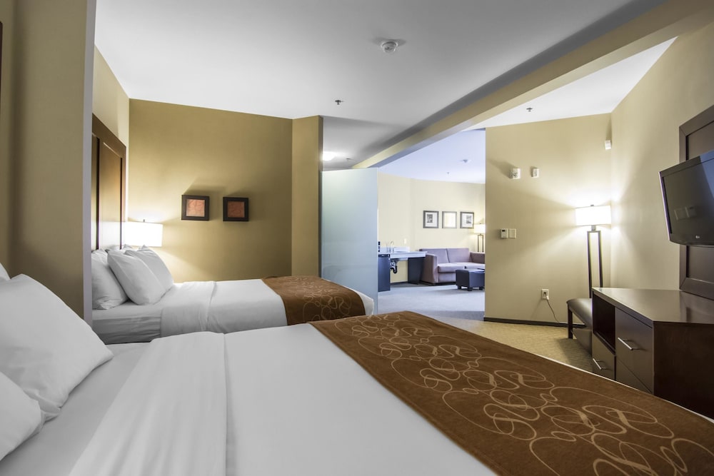 Comfort Suites Saskatoon 11/43