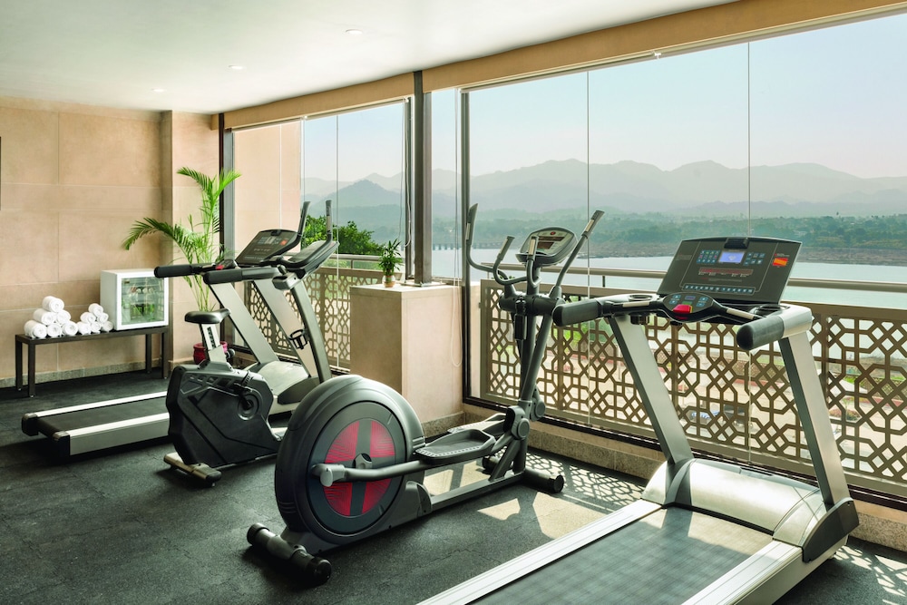 Ramada Encore by Wyndham Statue of Unity 20/33