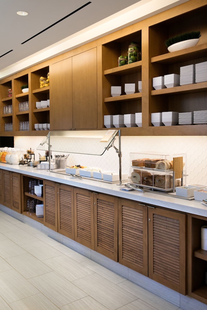 HYATT HOUSE NEW YORK CHELSEA 50/65