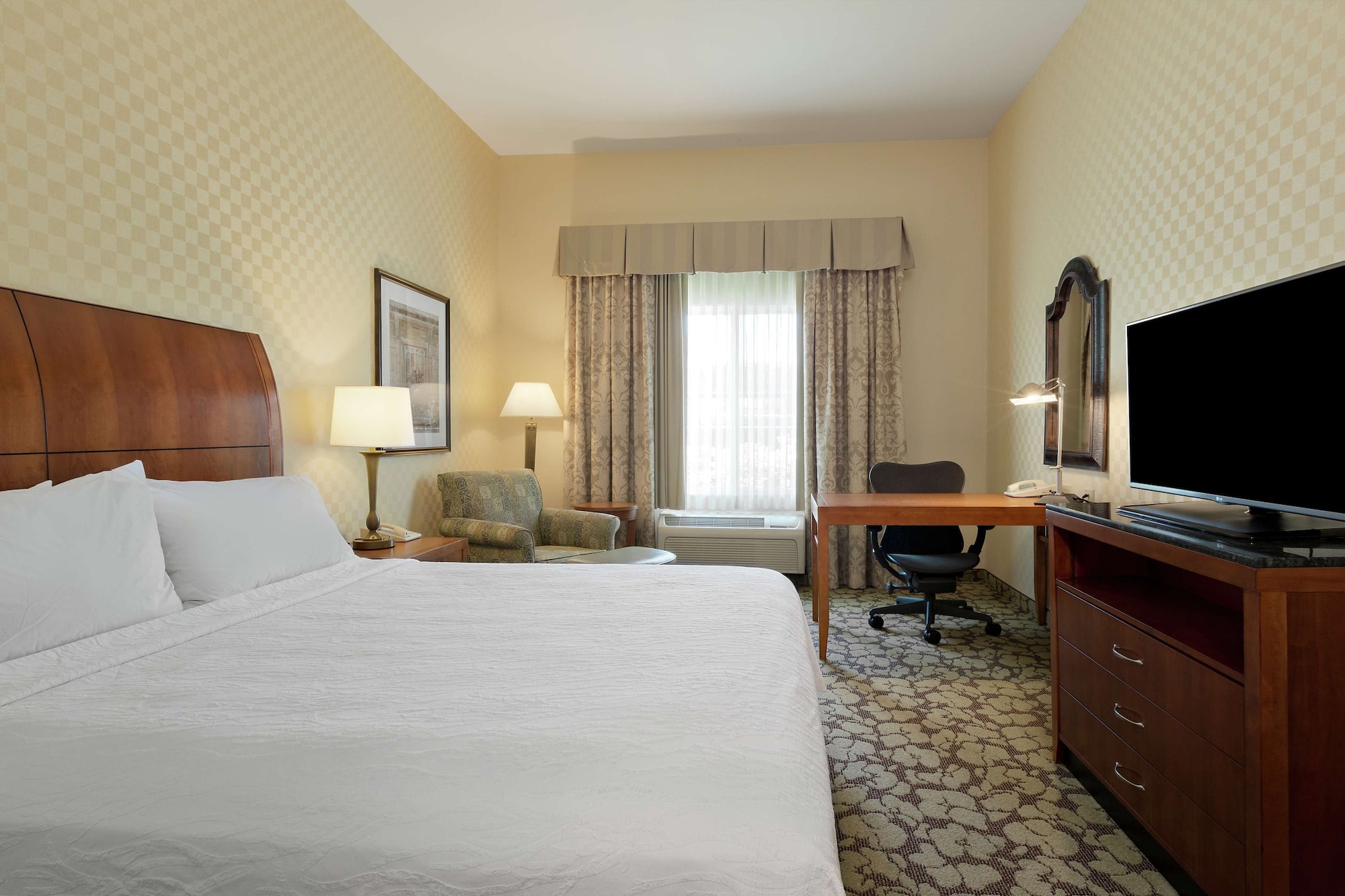 Evolution, King Bed