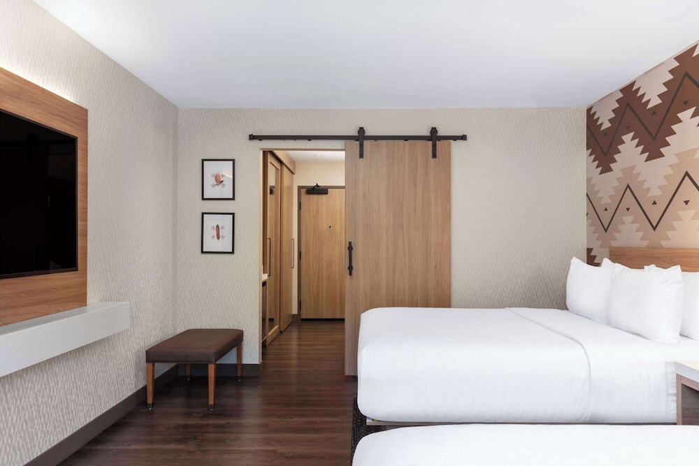 Wyndham Garden Redwood Valley/Ukiah 11/50