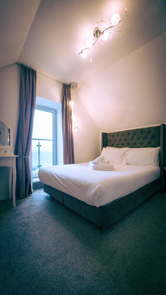Executive Double with Balcony & Sea View