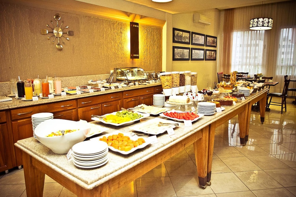 Altadomo Hotel 54/69