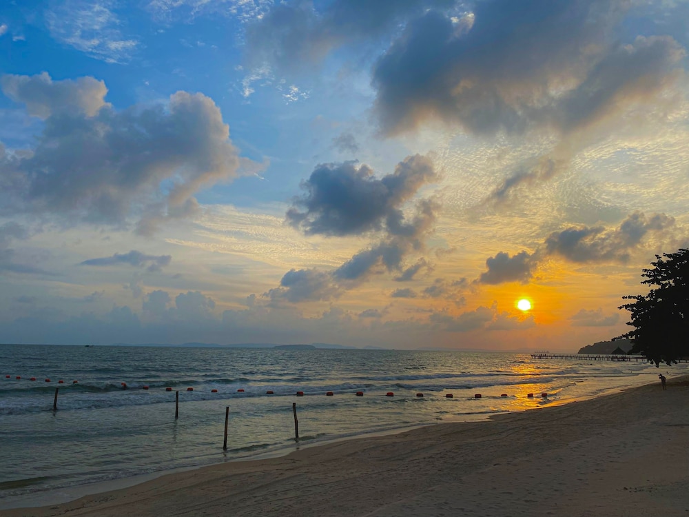 Ramada by Wyndham Sihanoukville Xinhaohui Palace 59/64