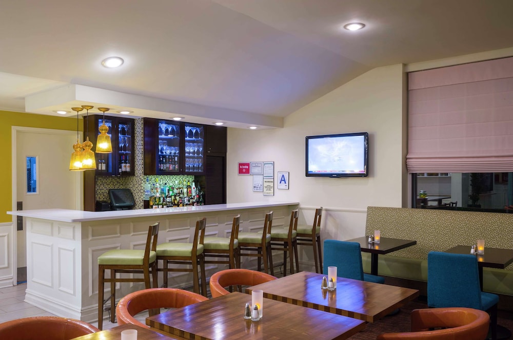 Hilton Garden Inn Queens/Jfk Airport 27/50