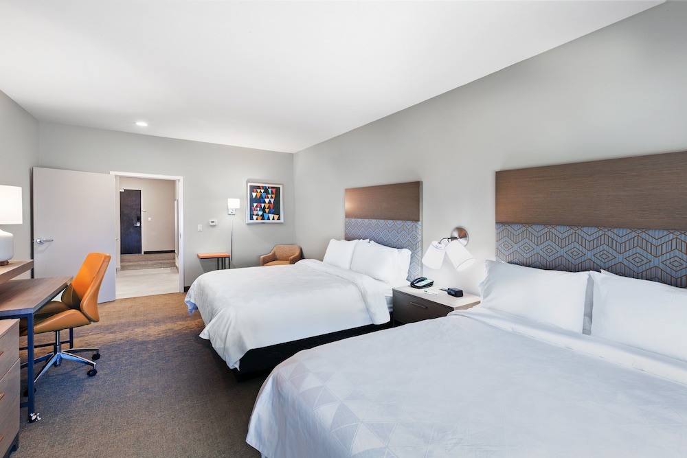 Holiday Inn Lubbock South 12/54