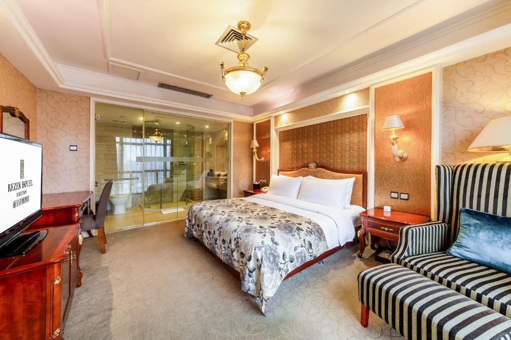Rezen Kingtown Hotel (Chongqing Liangjiang New District) 19/58
