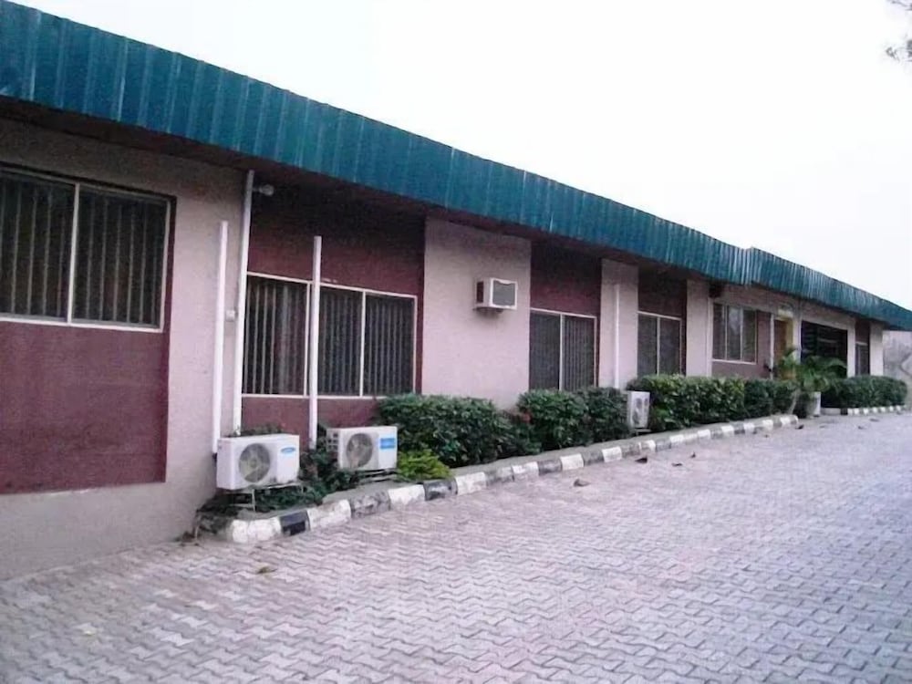 Abeokuta Hill View Hotel 48/50