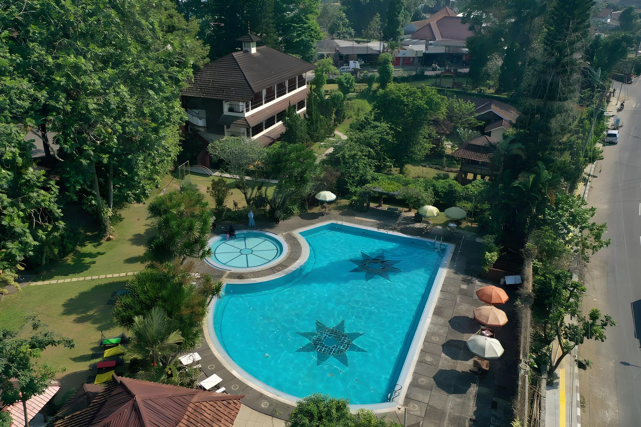 Hotel Taman Sari 45/50