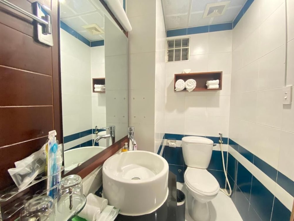 A25 Hotel - 20 Bui Thi Xuan 61/62