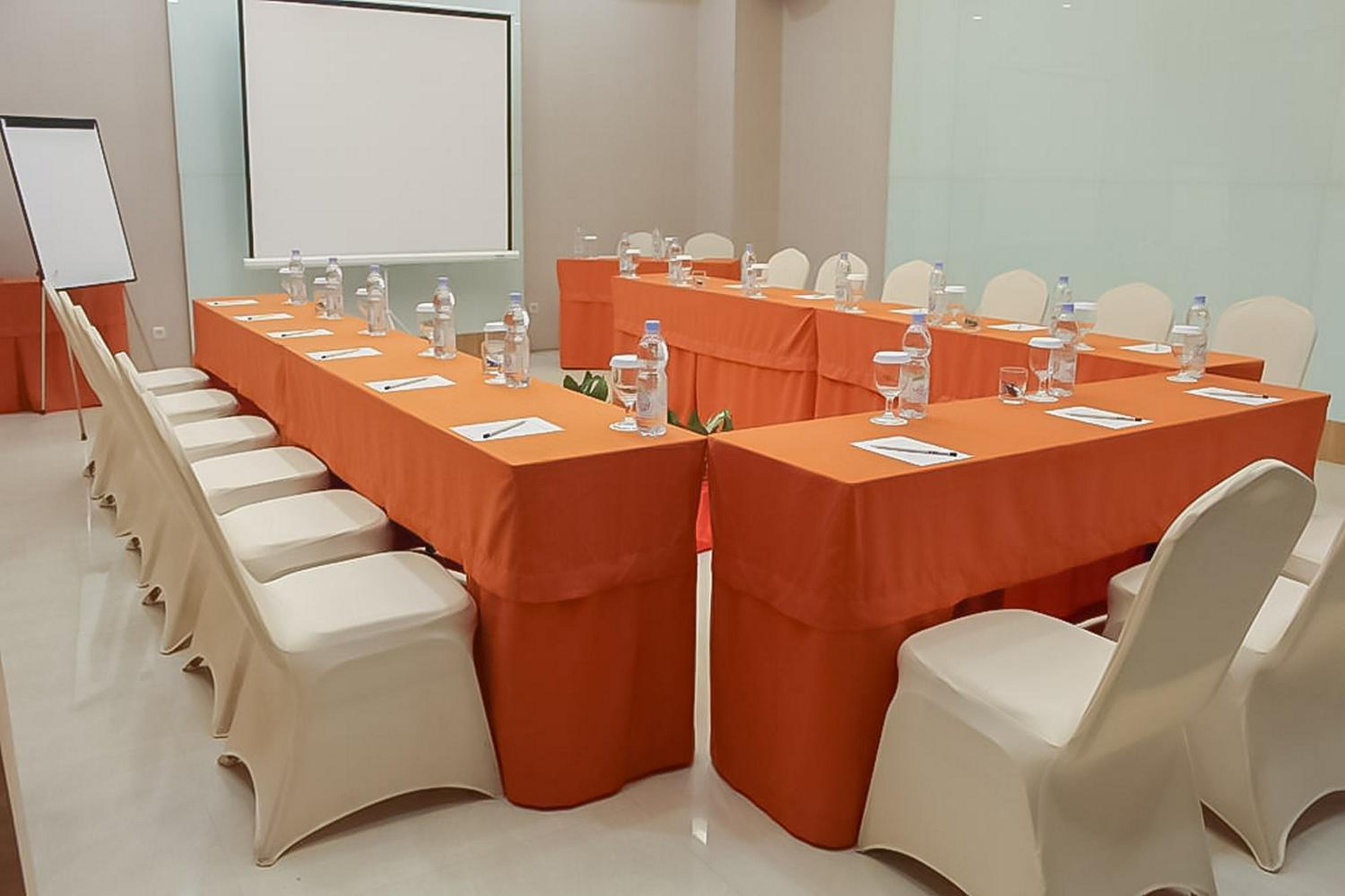 Hotel Mutiara 17/18