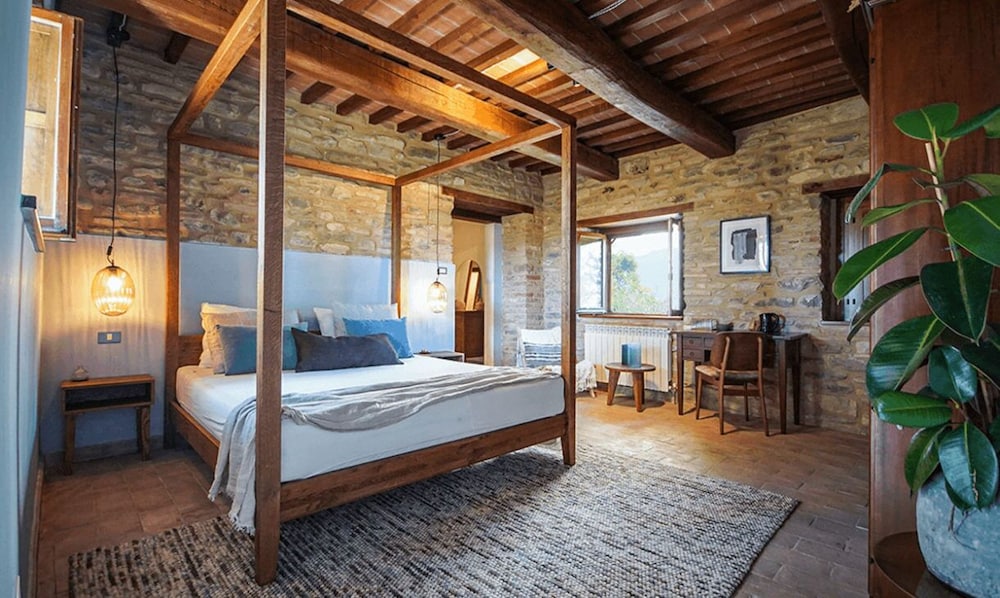 Borgo Castello Panicaglia 5/35