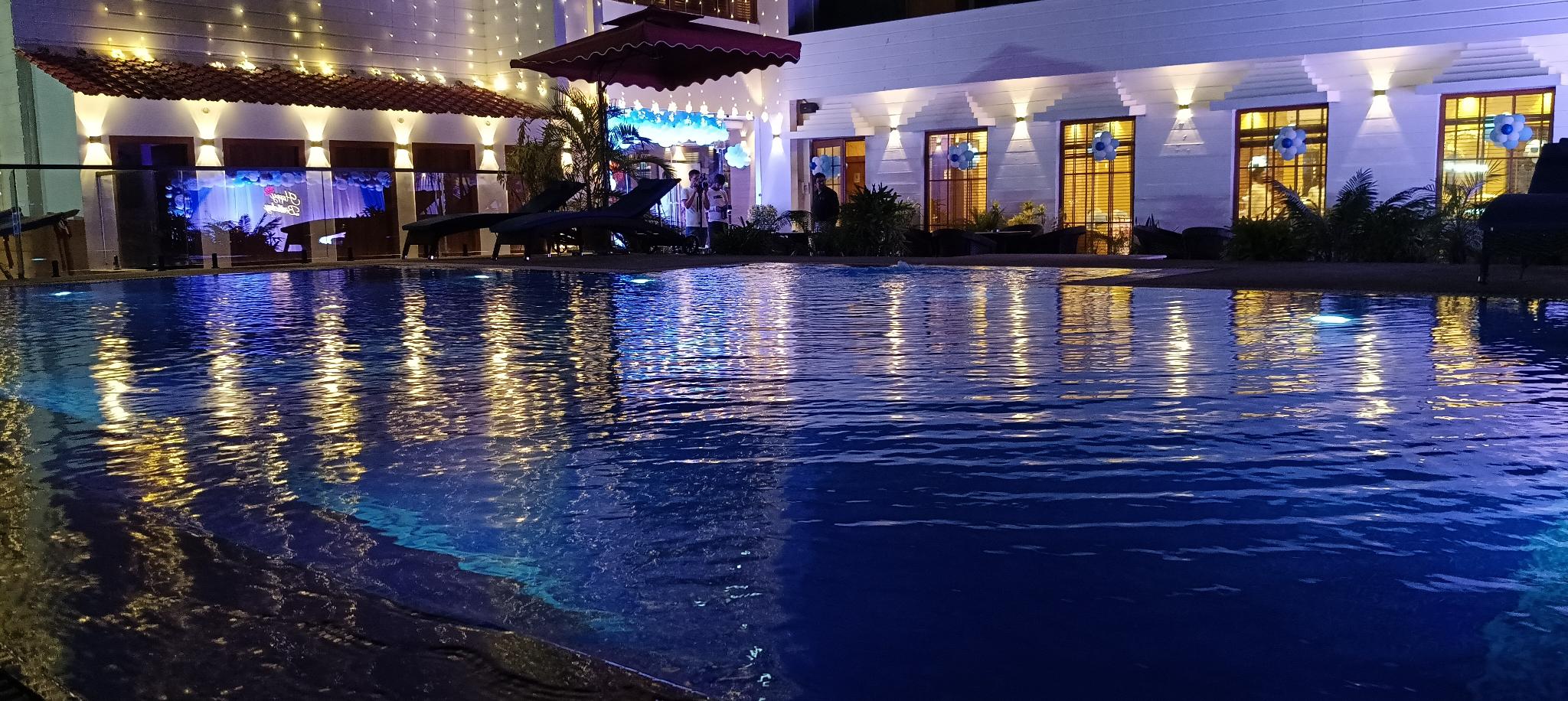 VATIKA PREMIER HOTEL 23/25