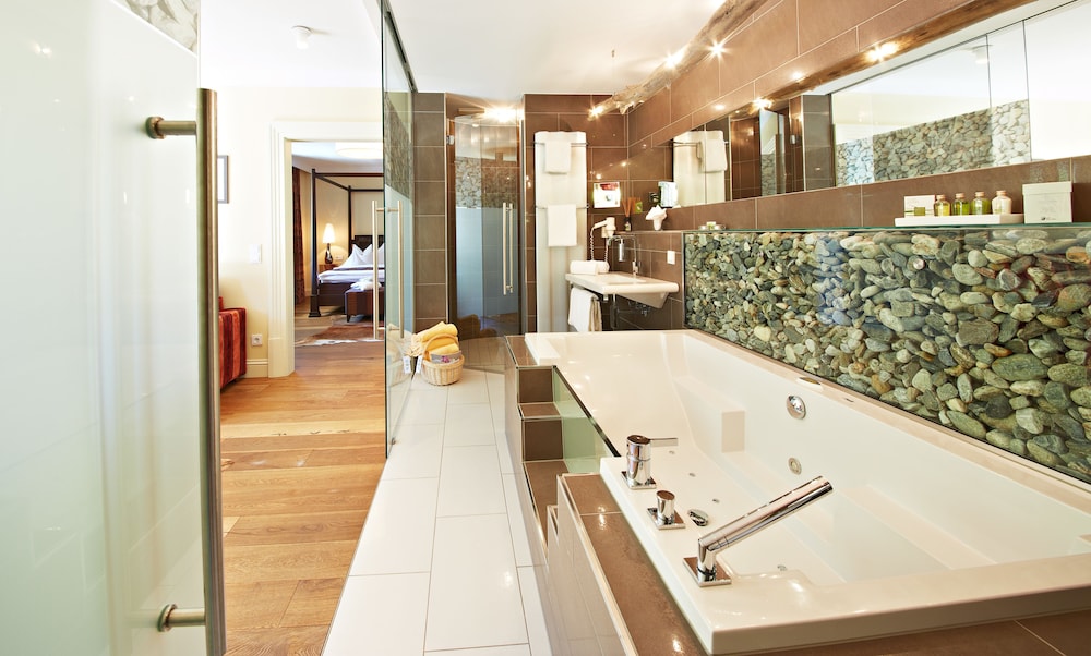 Hotel Alpine Palace 50/50