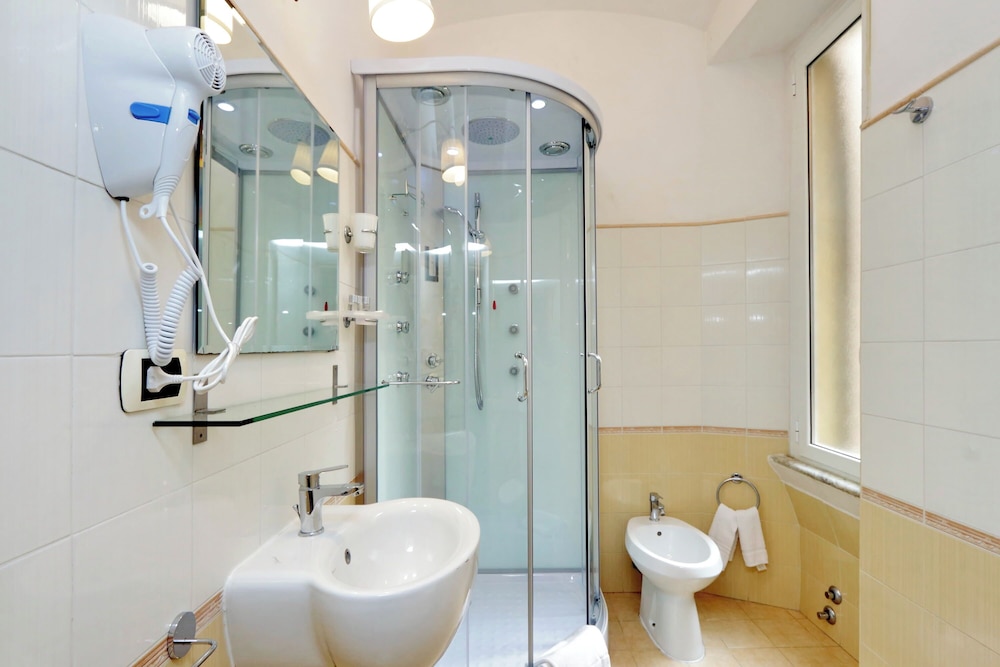 Gialli Vatican Guesthouse 45/50