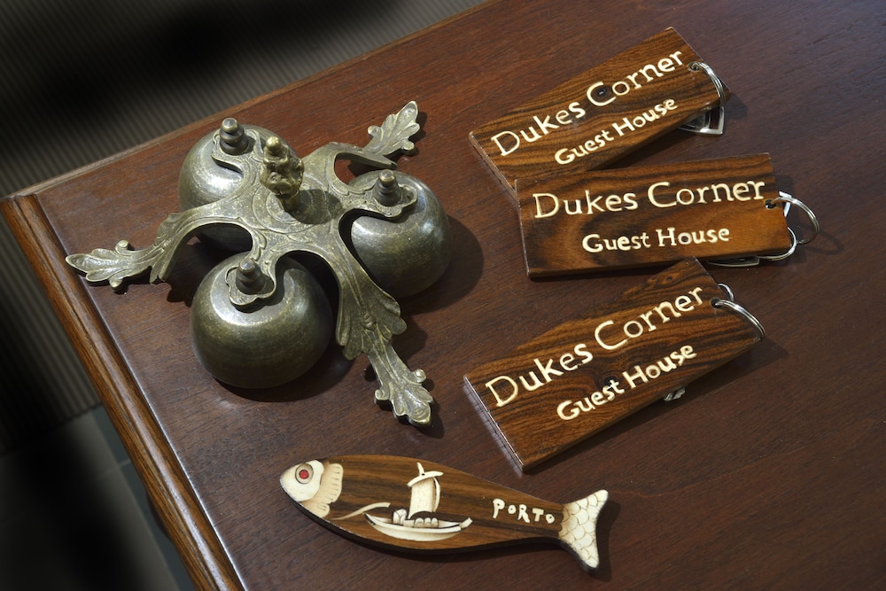 Dukes Corner Guest House 34/76